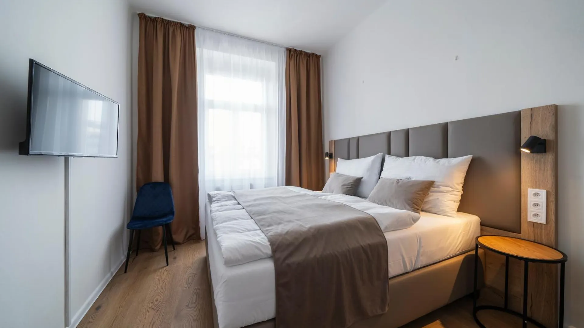 Hotel Leon