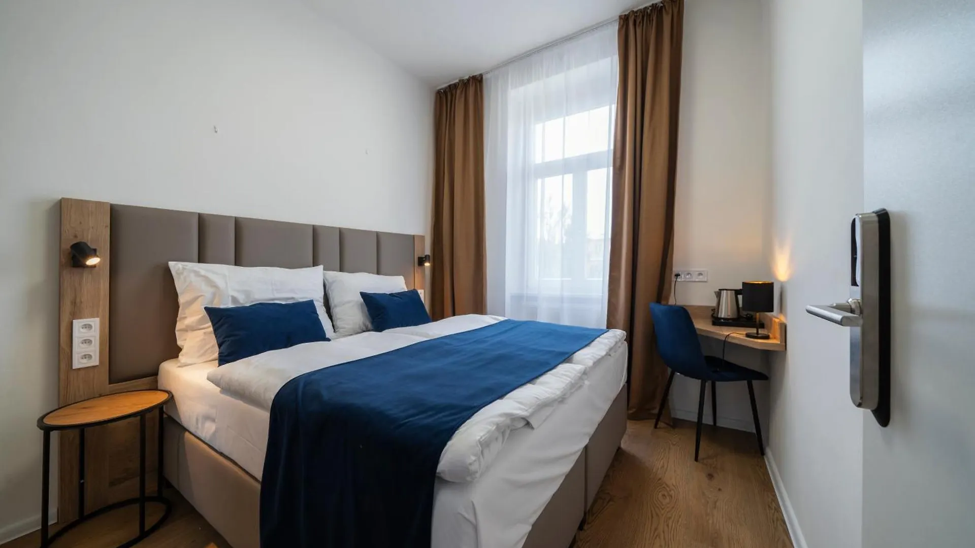 Hotel Leon