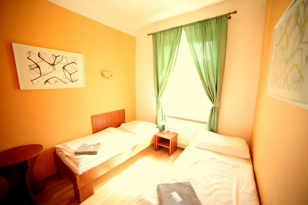 Hotel Leon プラハ チェコ